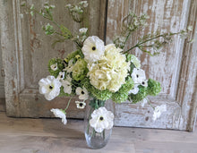 Load image into Gallery viewer, Wispy White Bouquet