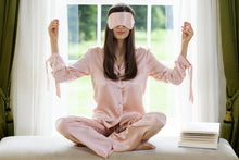Load image into Gallery viewer, Silk Pillowcase &amp; Silk Eye Mask